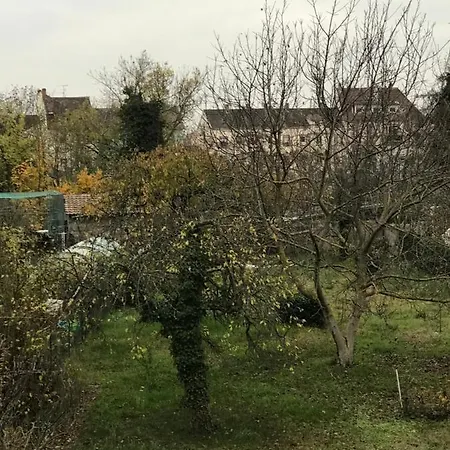 Holiday home Maison De Ville 70 M2, Proche Du Centre-ville, Parking Prive Gratuit *